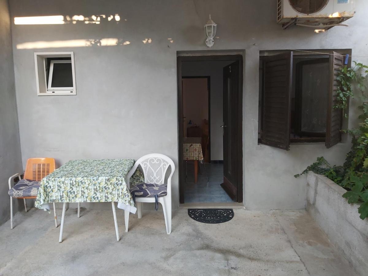 דירות בול Apartman Janja מראה חיצוני תמונה